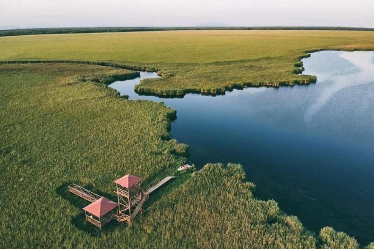 Geo Palace Kolkheti National Park Pʼotʼi Екстериор снимка
